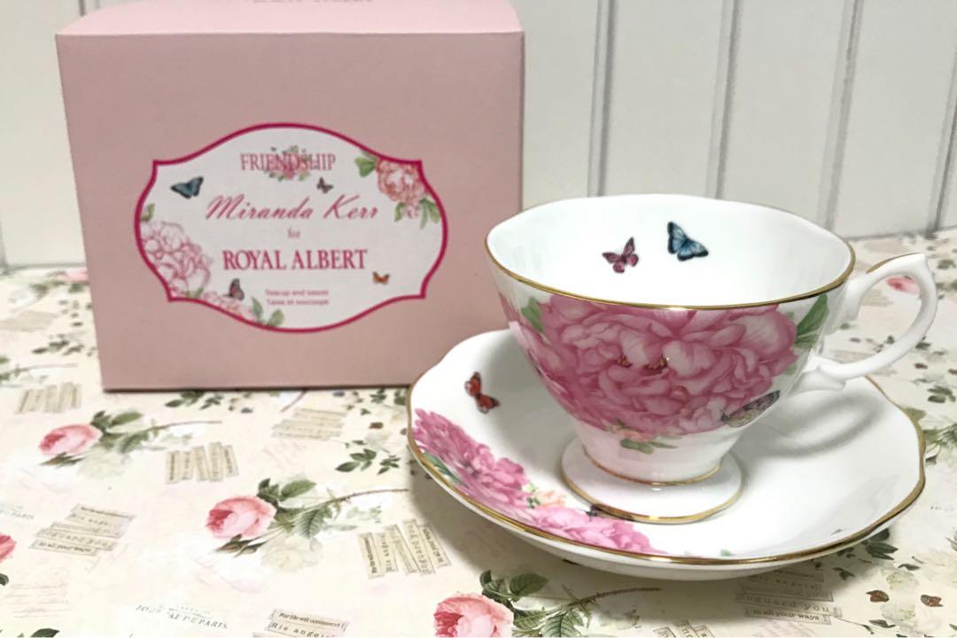 miranda kerr teacup