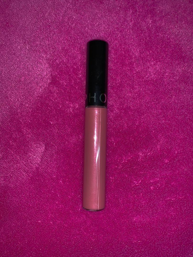 Sephora Cream Lip Stain (06 shade) (Category: Makeup) located in Quezon City. Submitted by rcloved (Listing ID 242266894, Image 1). Description: Barely used :) Bought from a Sephora store!.