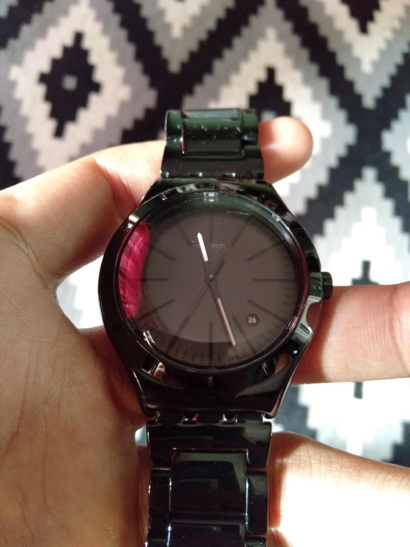 swatch noir intense