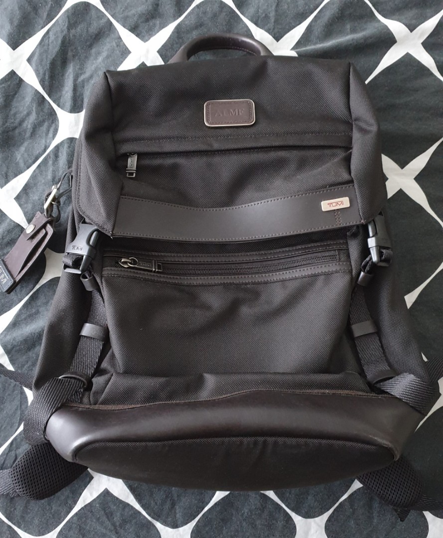 tumi kinser flap backpack