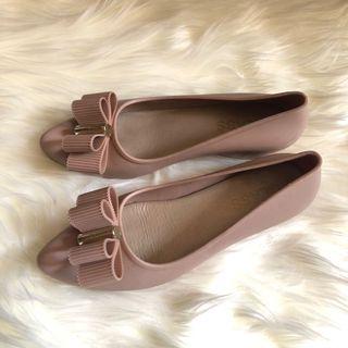 Jelly shoes