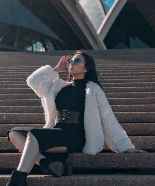White fur jacket bulu bulu domba