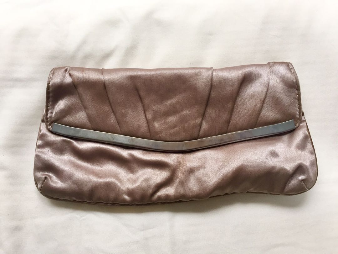accessorize sling bags
