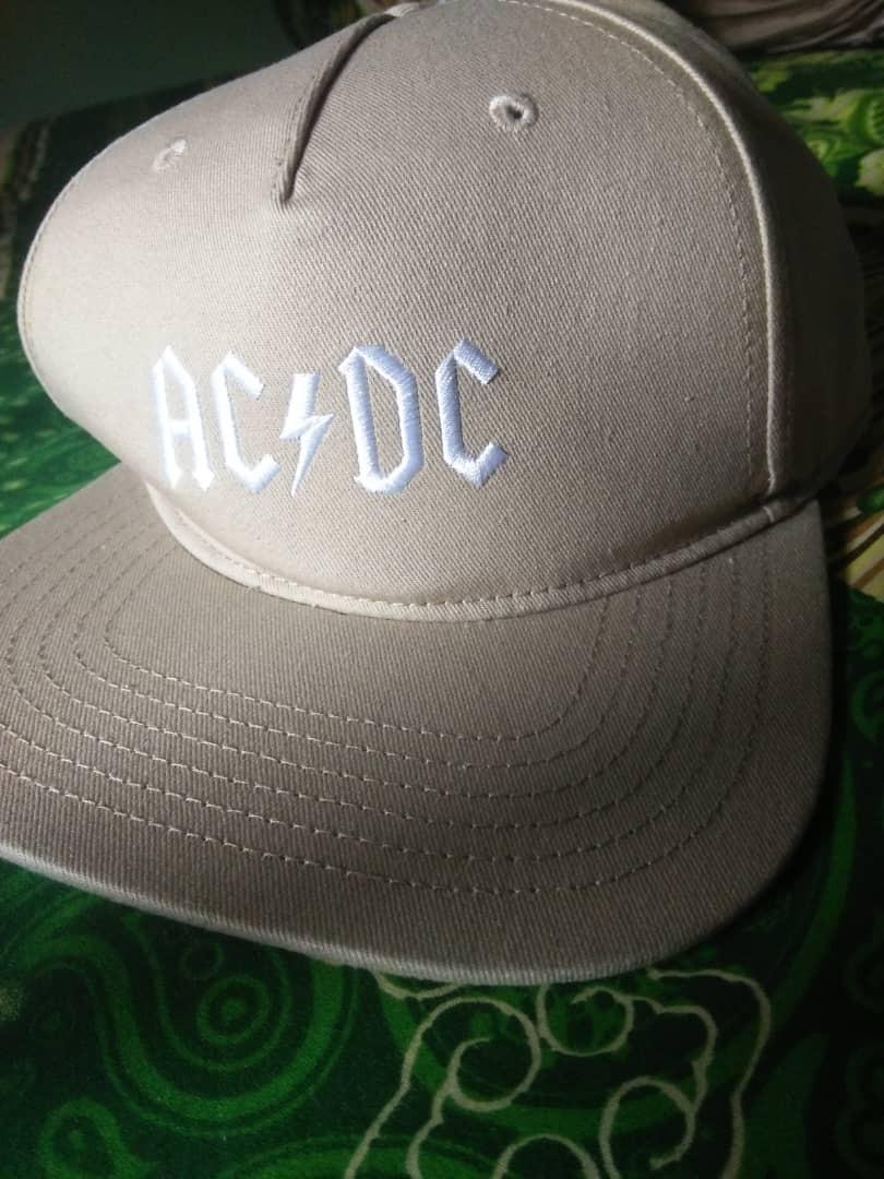 Acdc Iron Mayden Vintage Vans Suppreme Men S Fashion Accessories Caps Hats On Carousell