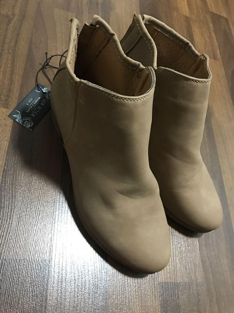 ankle length leather boots