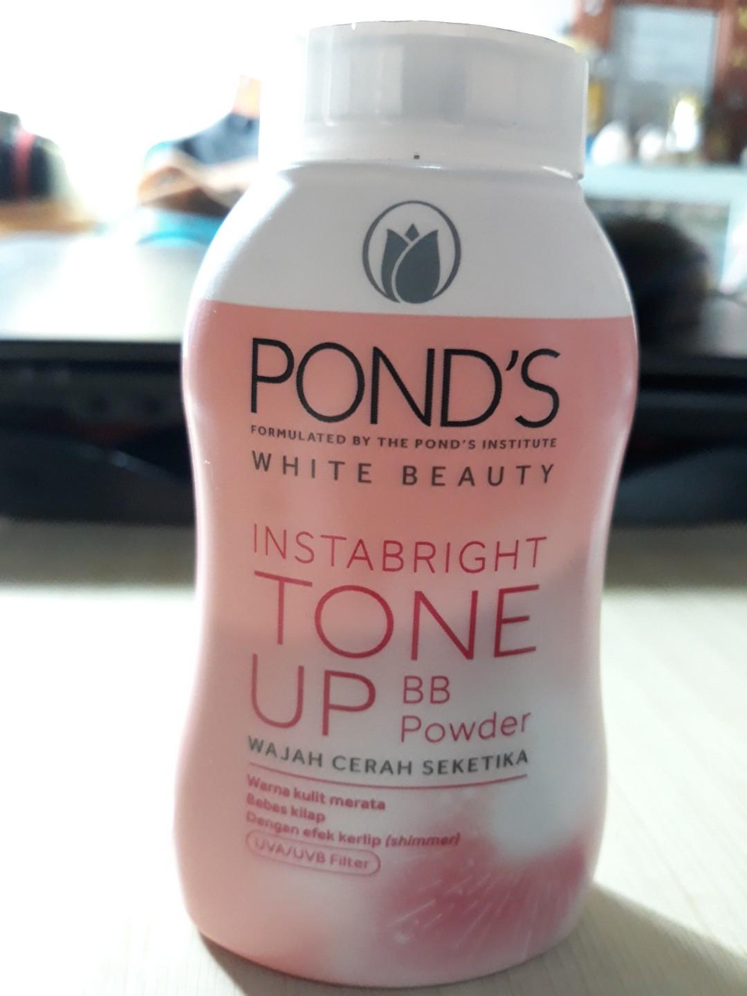 Bedak Ponds Instabright Tone Up Bb Powder Kesehatan Kecantikan Rias Wajah Di Carousell