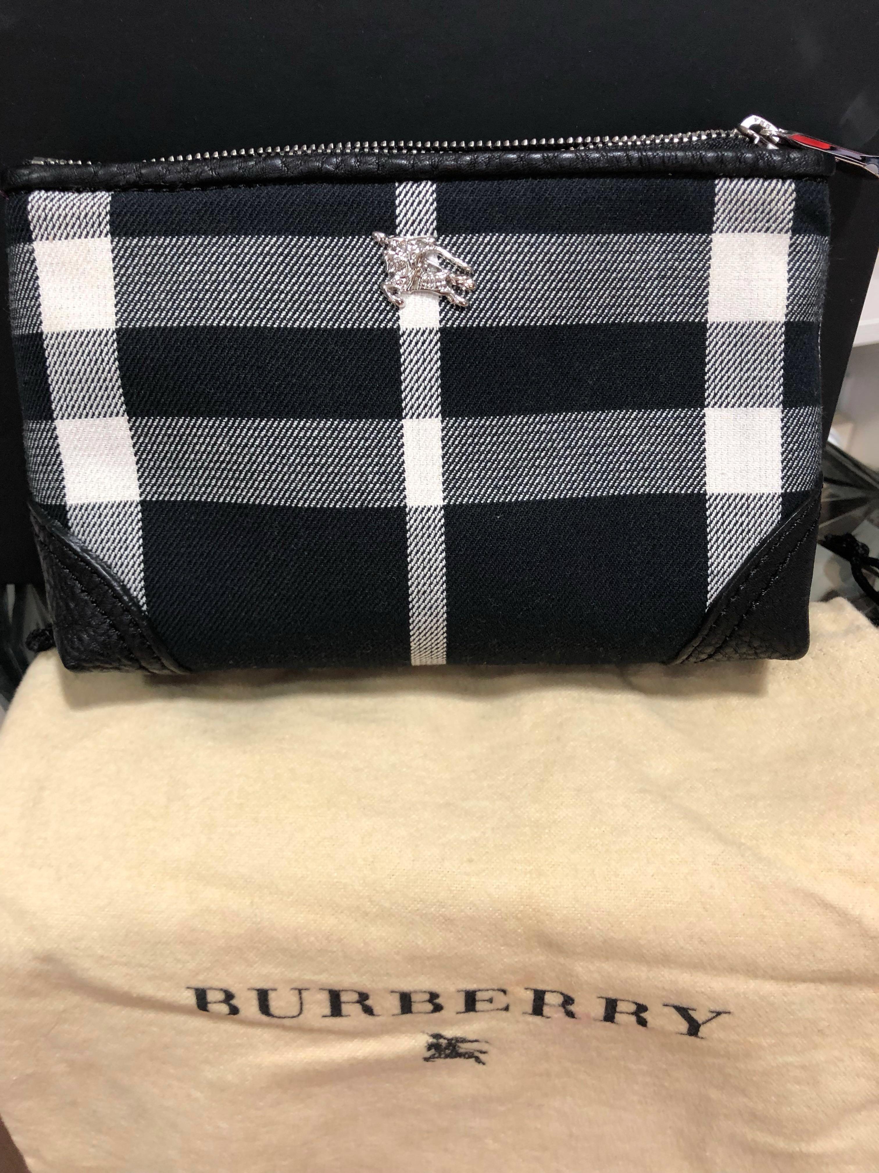 burberry make up bag