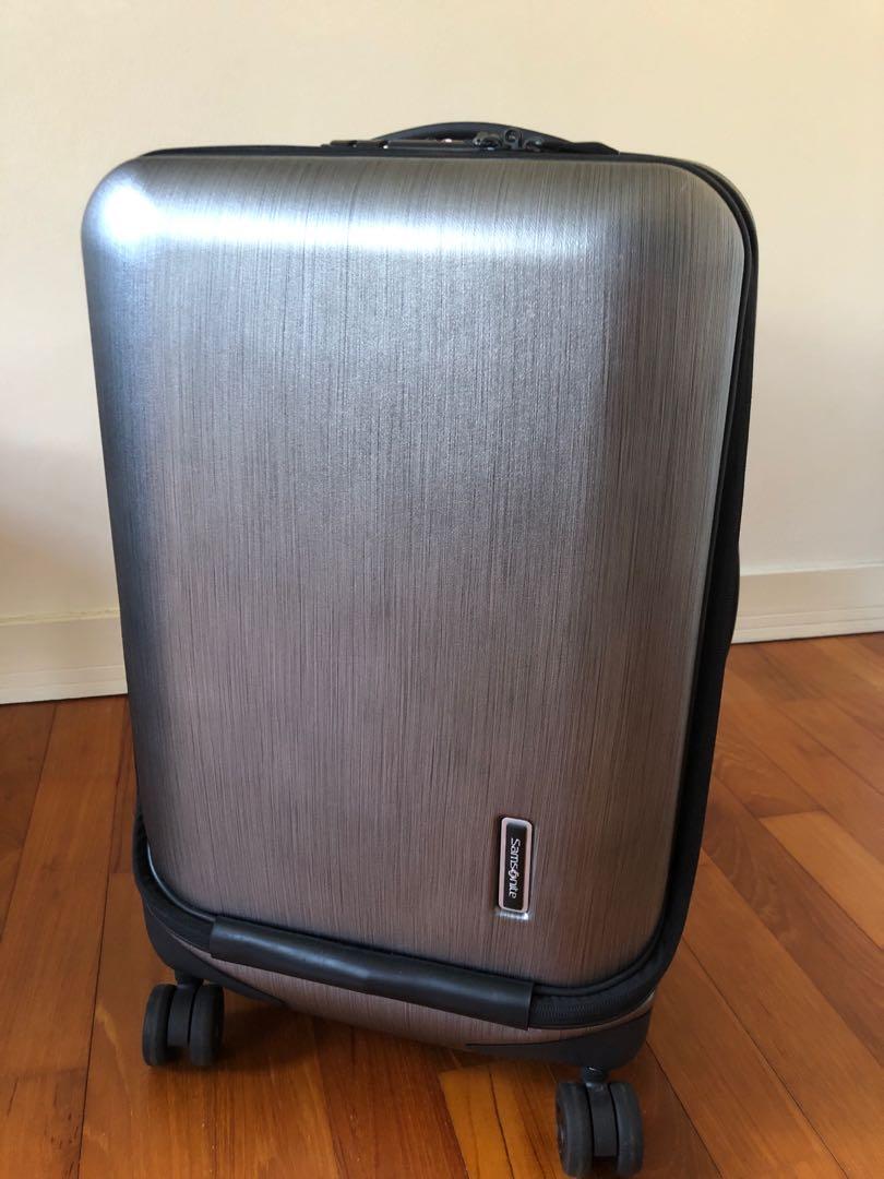 samsonite inova front pocket