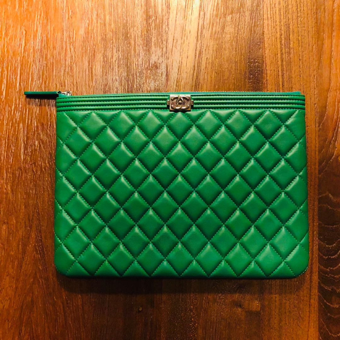 boy chanel clutch