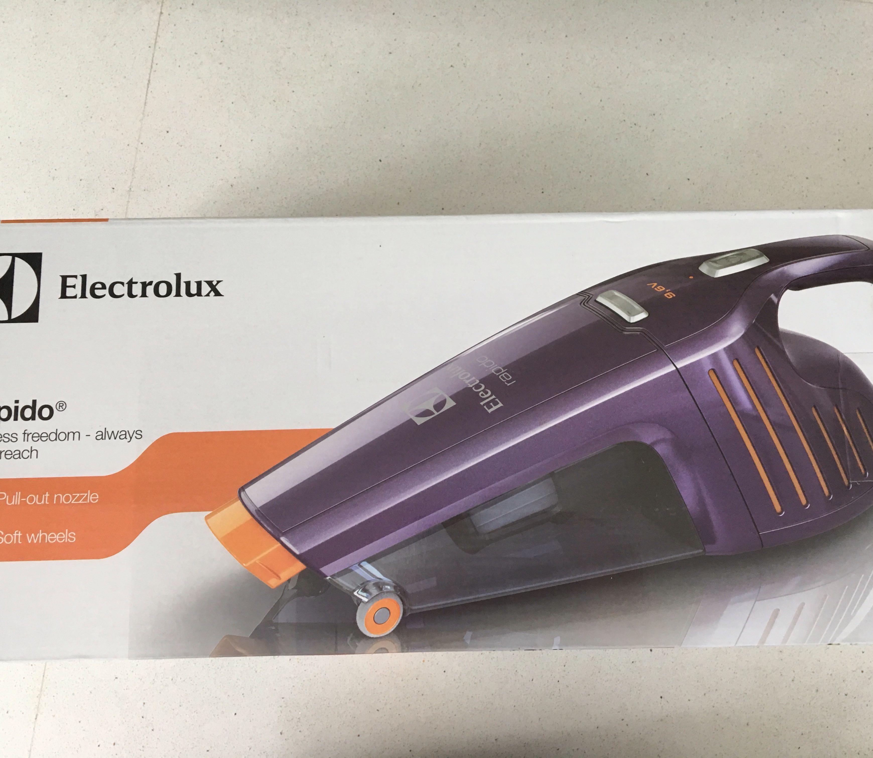 Cordless Handheld Vacuum Electrolux rapido, TV & Home Appliances, Vacuum Cleaner & Housekeeping