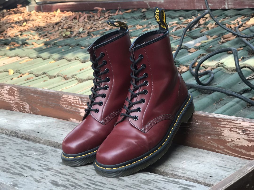Dr Martens Docmart 1460 Red Cherry Fesyen Pria Sepatu Sepatu
