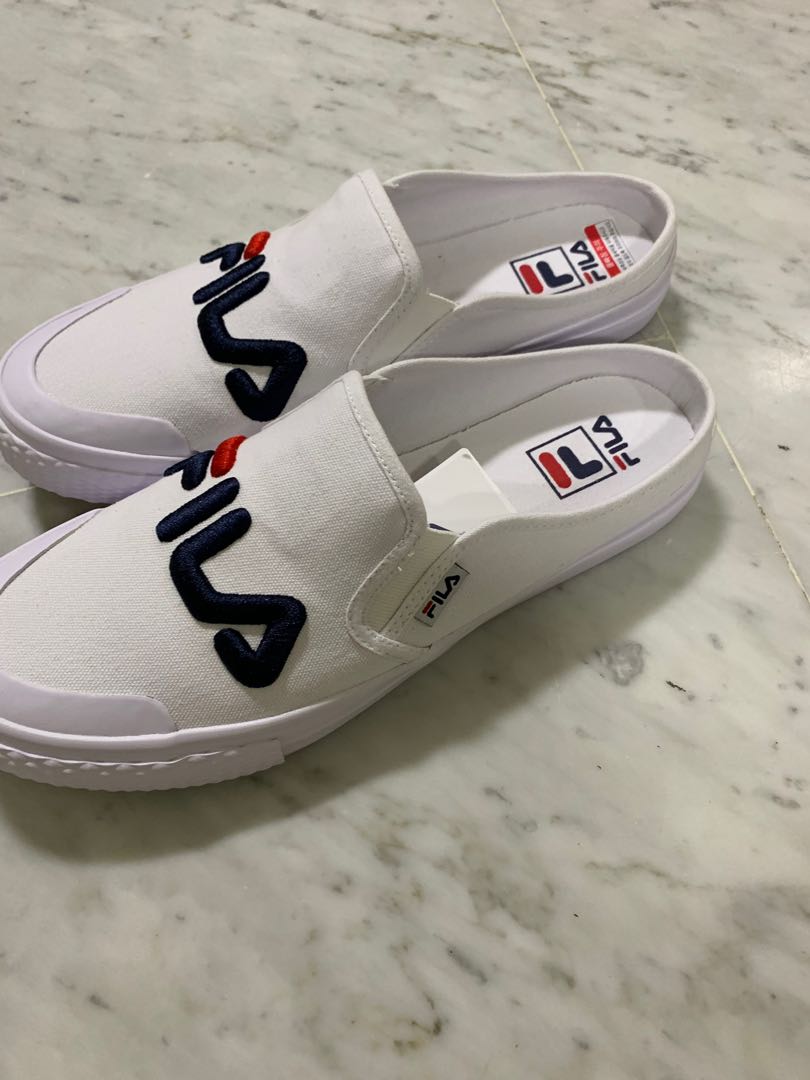 Fila Slides（classic kicks B Mule