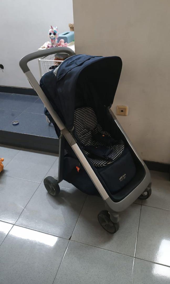 stroller gb c1020