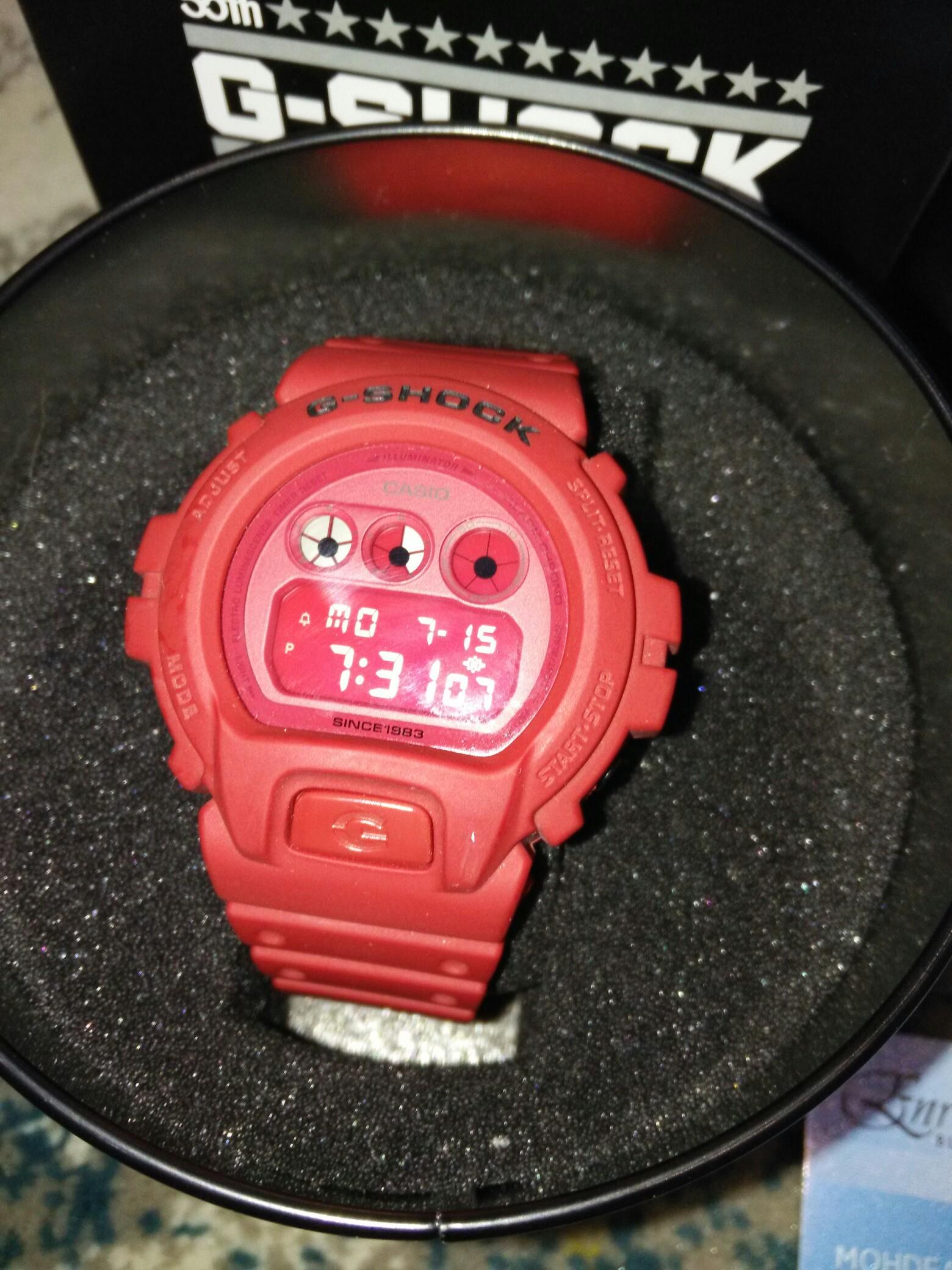 Dw6935 red out top