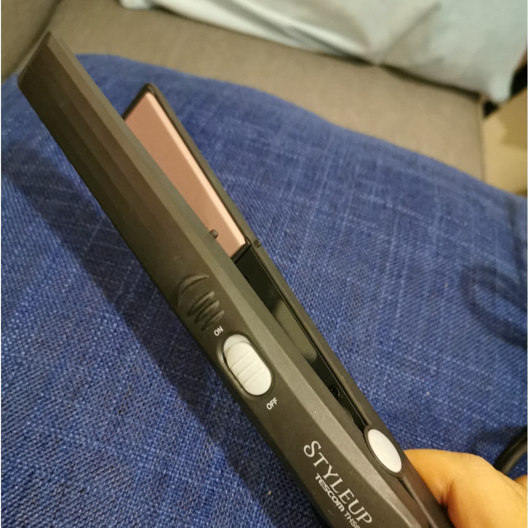 Hair Straightener(Japan STYLEUP Straight Hair Black THS6