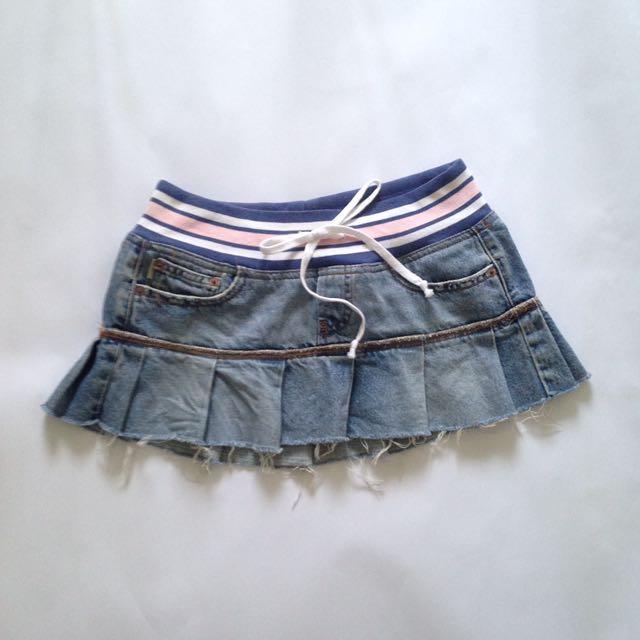 pleated jean skirt