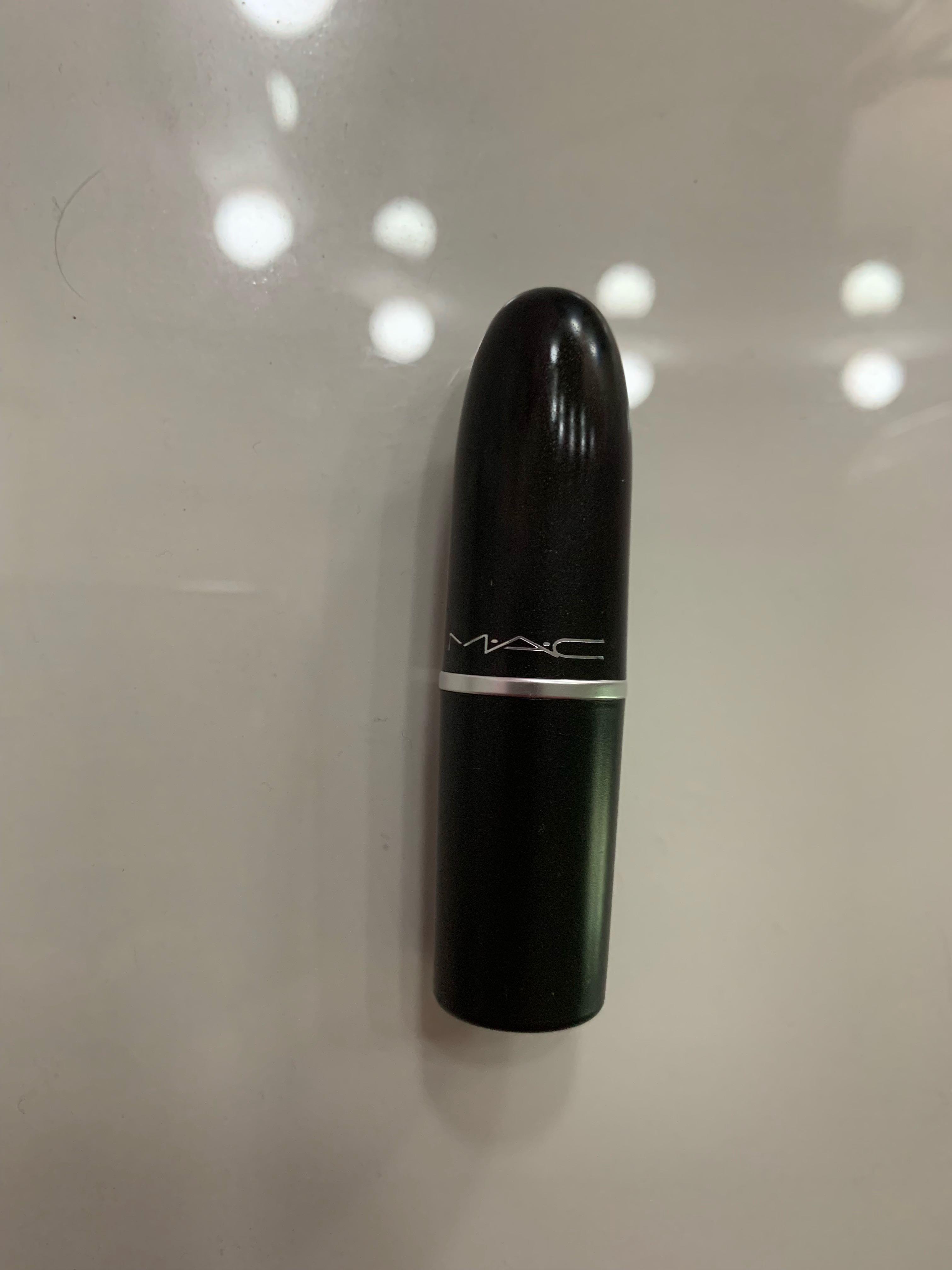 mac moxie lipstick