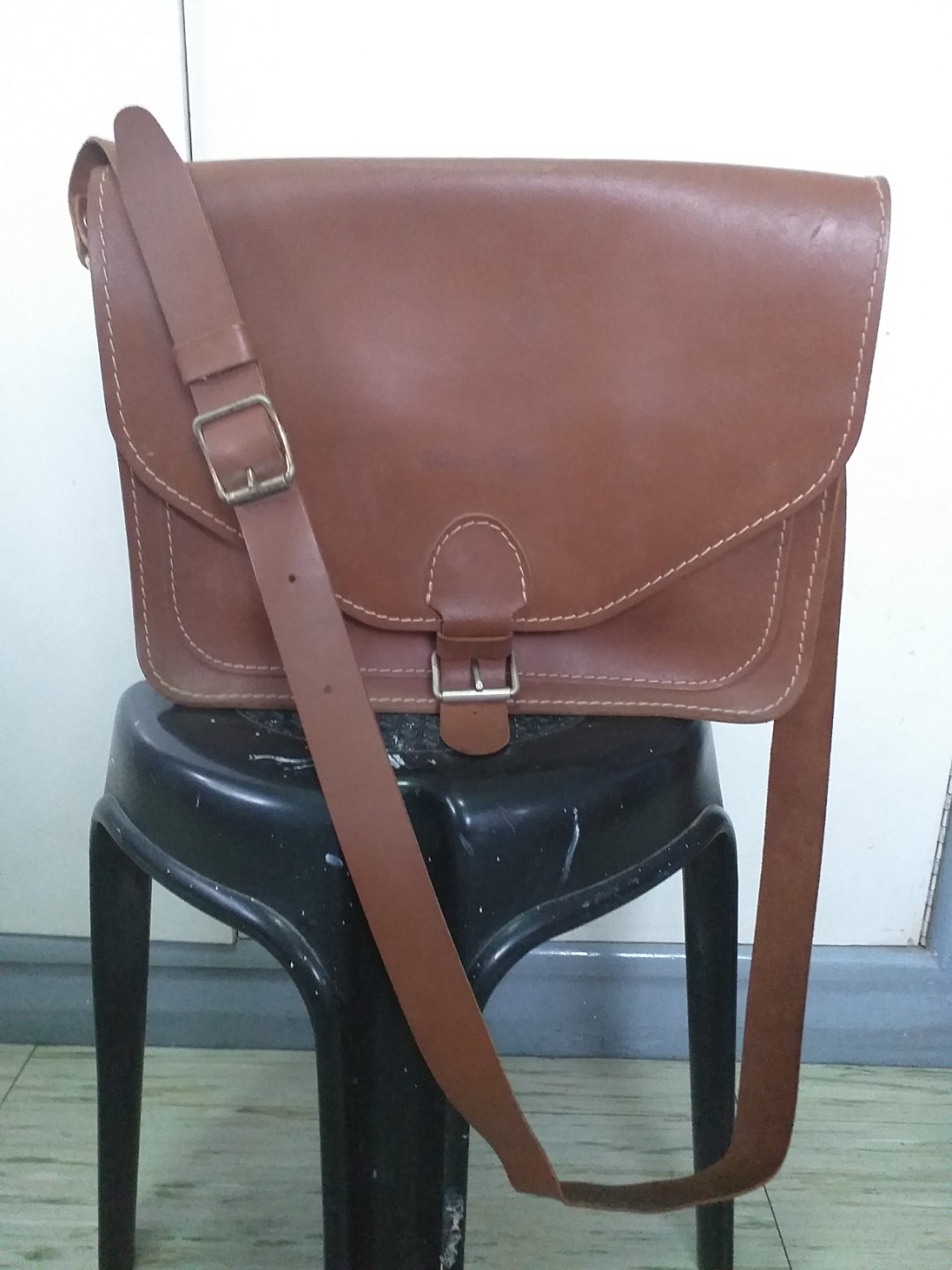 marco polo leather bag