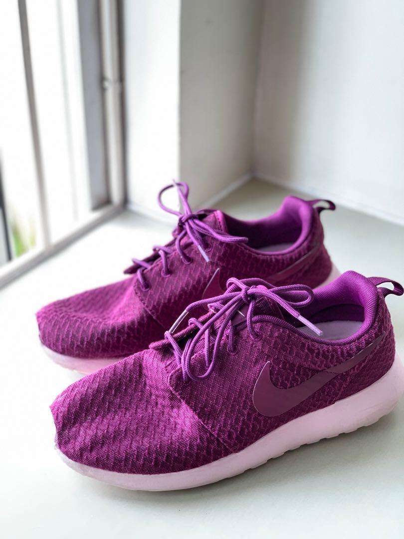 nike roshe purple