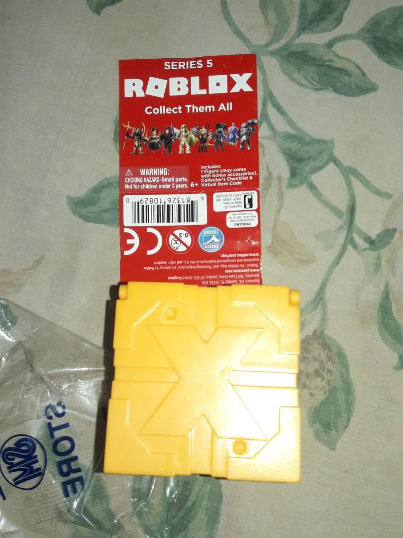 Roblox Toy Series 5 With Code Babies Kids Toys Walkers On Carousell - roblox toy codes all