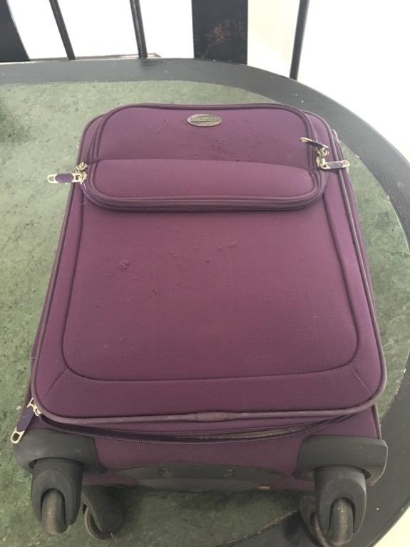 Second hand luggage hot sale