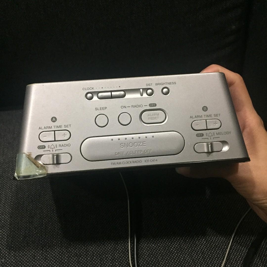 Sony radio with clock and alarm ICFC414, Audio, Portable Music Players