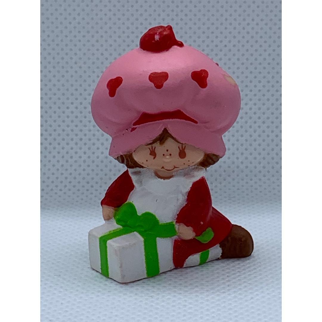 strawberry shortcake collectibles