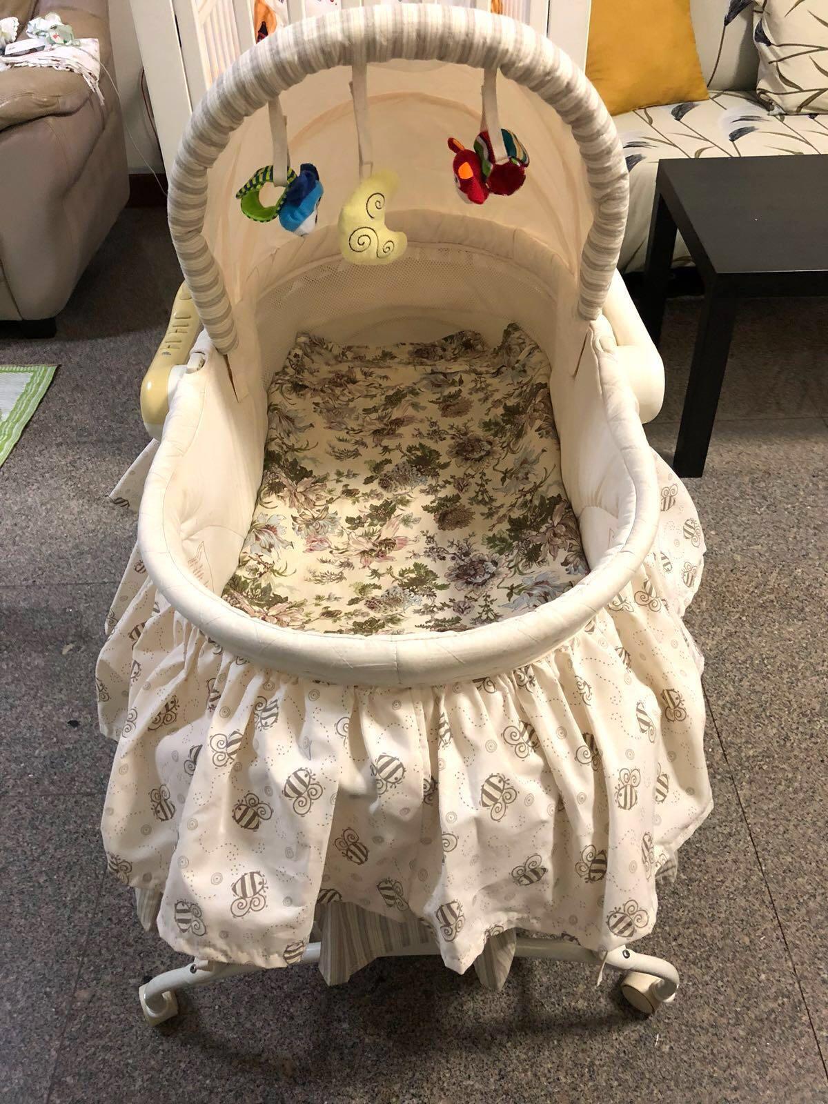 First years carry me near boundry bassinet