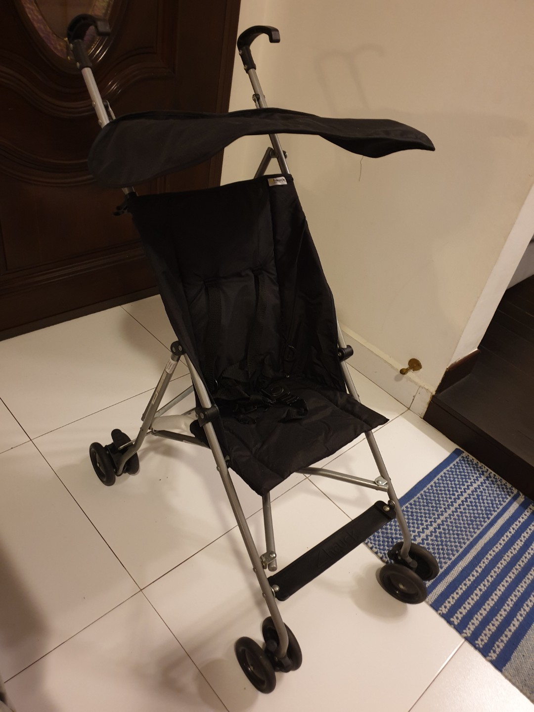 Ultra light Weight Hauck Fun for Kids stroller