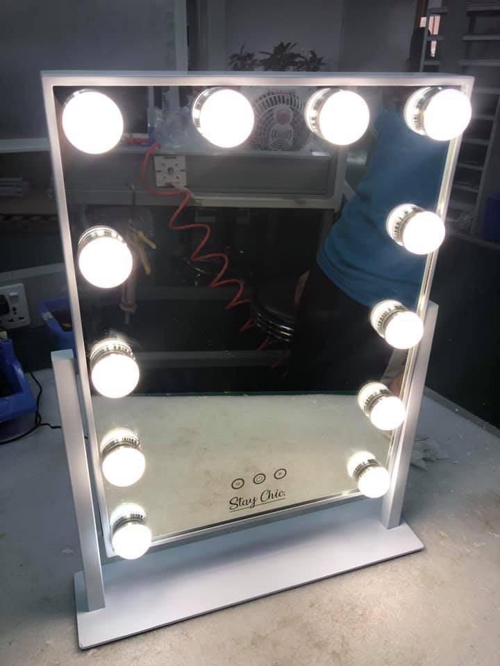 Vanity Mirror (Category: Makeup) located in Quezon City. Submitted by iamkitkat (Listing ID 242505718, Image 2). Description: Stay Chic TOUCHSCREEN LED VANITY MIRROR ❤️ - 12 LED HOLLYWOOD LIGHT BULBS MIRROR - TABLE MIRROR / SIGLE SLIDE / 180 DEGREE ADJUSTABLE - 12 PCS BULBS WITH 2 KINDS OF LIGHT EFFECT - BRIGHT . NATURE . WARM ( ADJUSTABLE BRIGHTNESS) - CONTROLED BY TOUCH SENSOR SWITCH - MIRROR SIZE: 30x41cm | Whole 36.5x8.5x47cm - INPUT VOLTAGE: