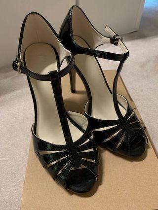 BNIB Zara Black Patent Heels
