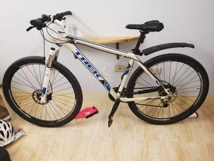2000 trek 8500