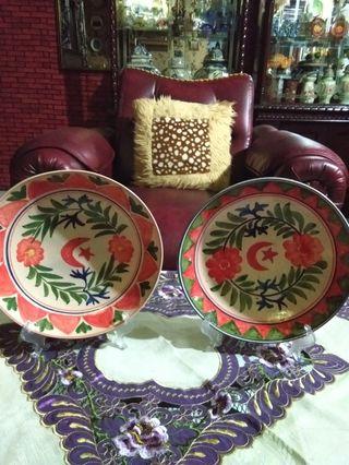 2 bh piring pajangan dia 26 cm bunga merah