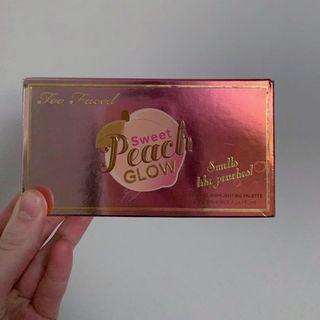 Too Faced Sweet Peach Glow