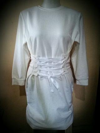 White casual dress shirt with built in belt (sizes: S/L)