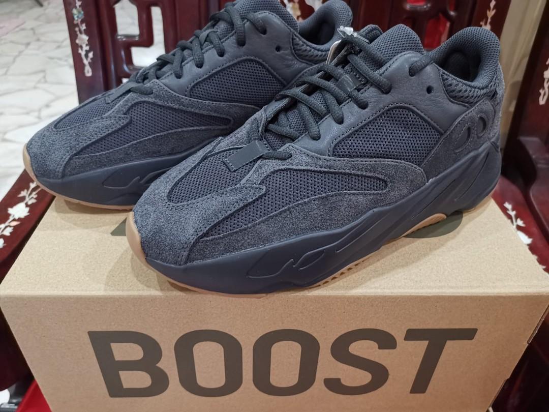 Adidas yeezy boost hot sale 7 v2 utility black