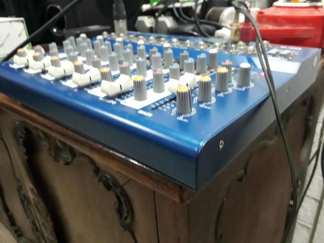 Music sound Audio mixer (Category: Soundbars, Speakers & Amplifiers) located in Quezon City. Submitted by chemortel (Listing ID 242664038, Image 3). Description: Slightly used No issues Never been damaged Working perfectly Rfs Di nagagamit.