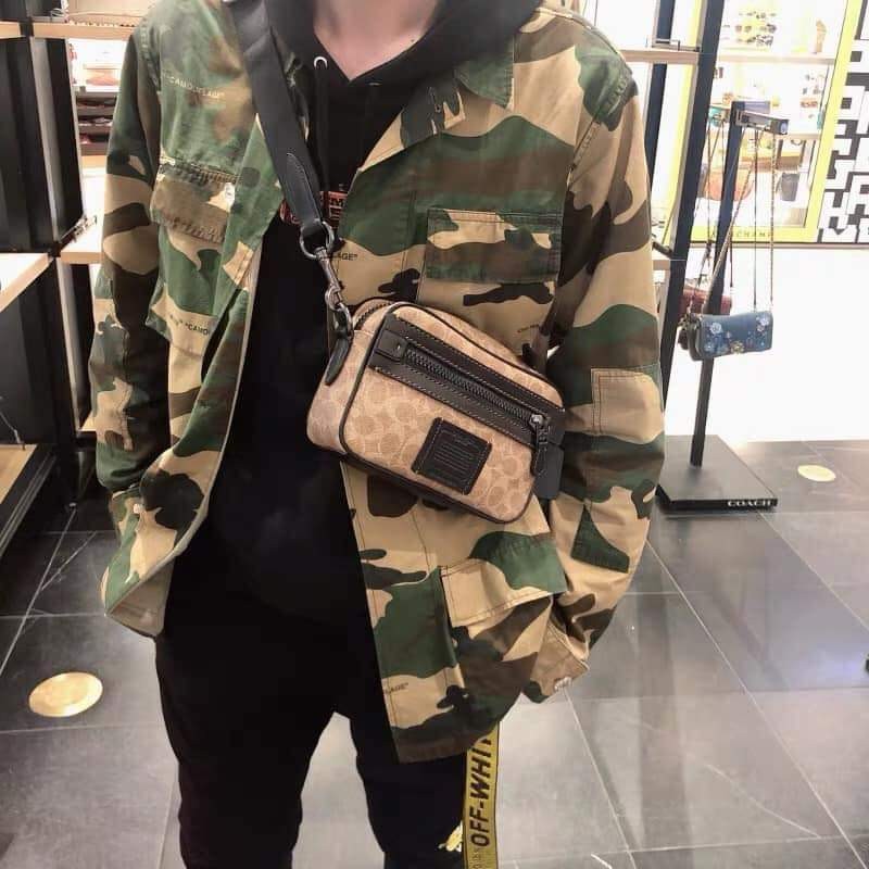 coach academy crossbody