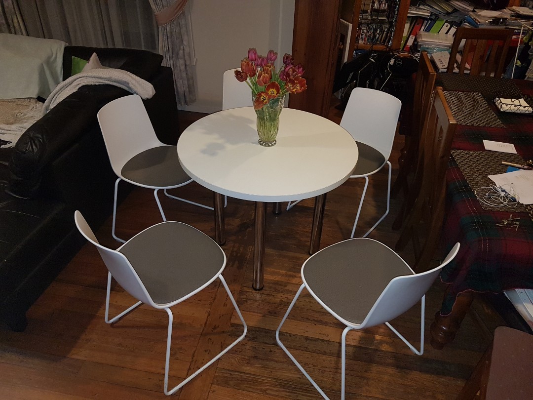 Nova White Round Desk Table New Home Furniture Furniture On Carousell