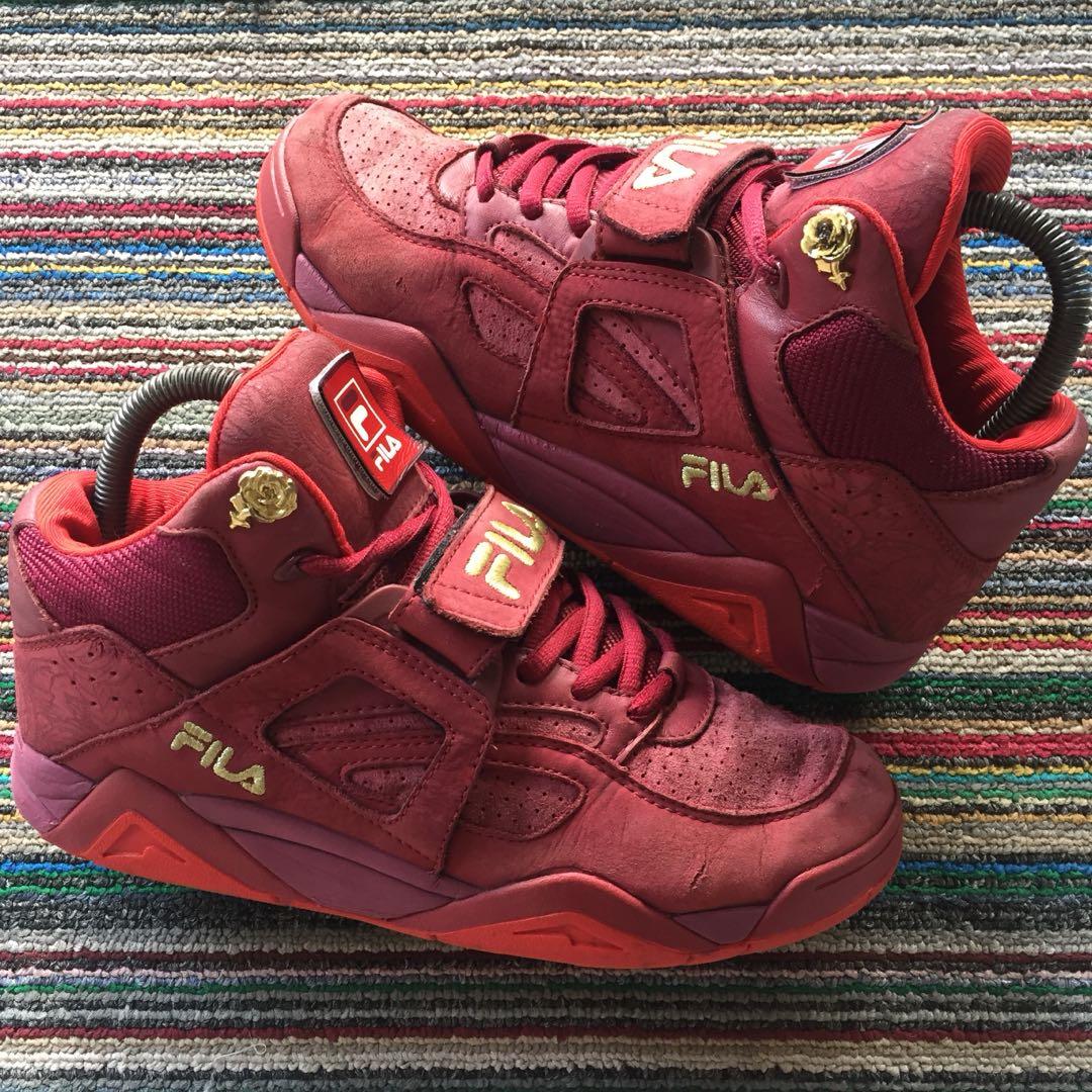 Fila The Cage Traditional Red Fesyen Wanita Sepatu di Carousell