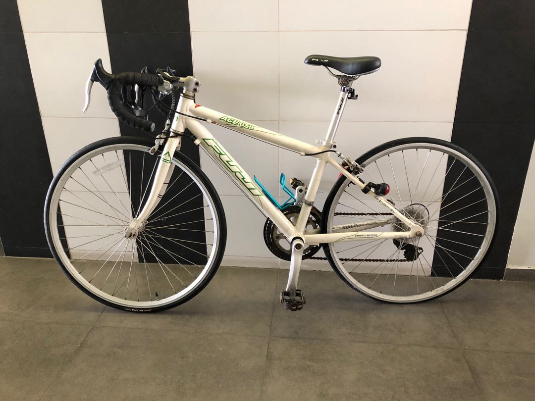 FUJI ACE 650 BIKE Sports Equipment Bicycles Parts Bicycles on