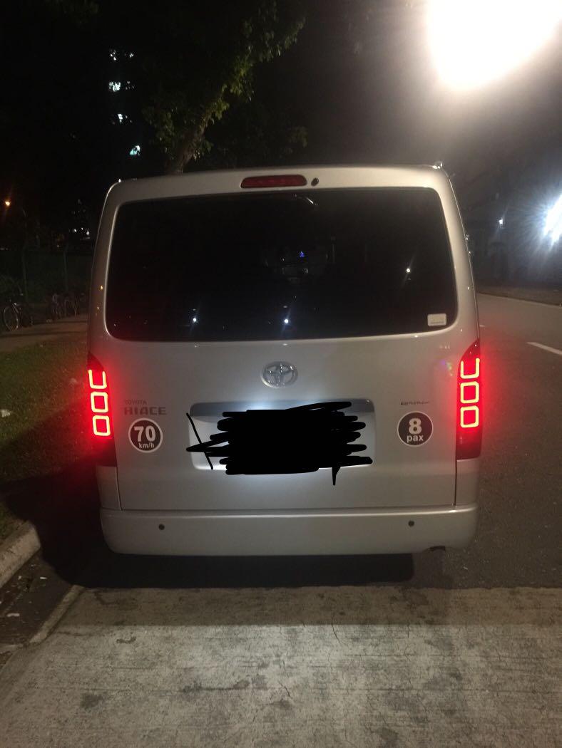 Hiace online tail light