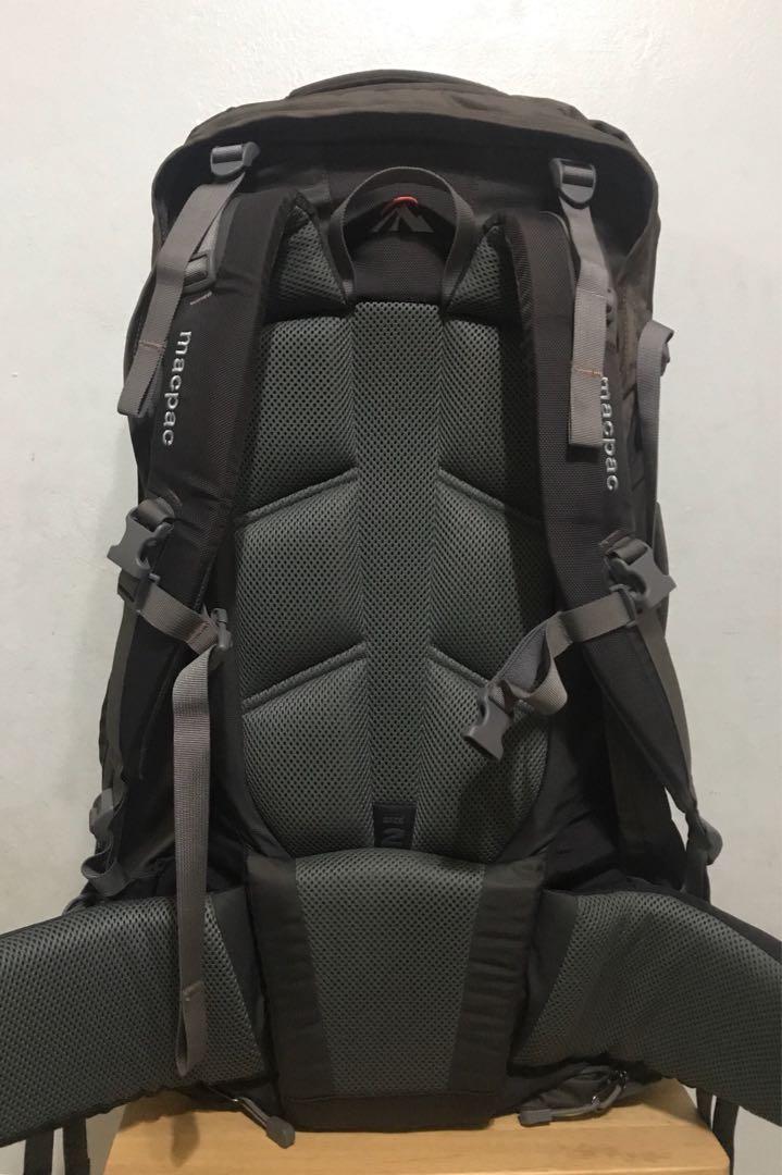 macpac pegasus 70l pack