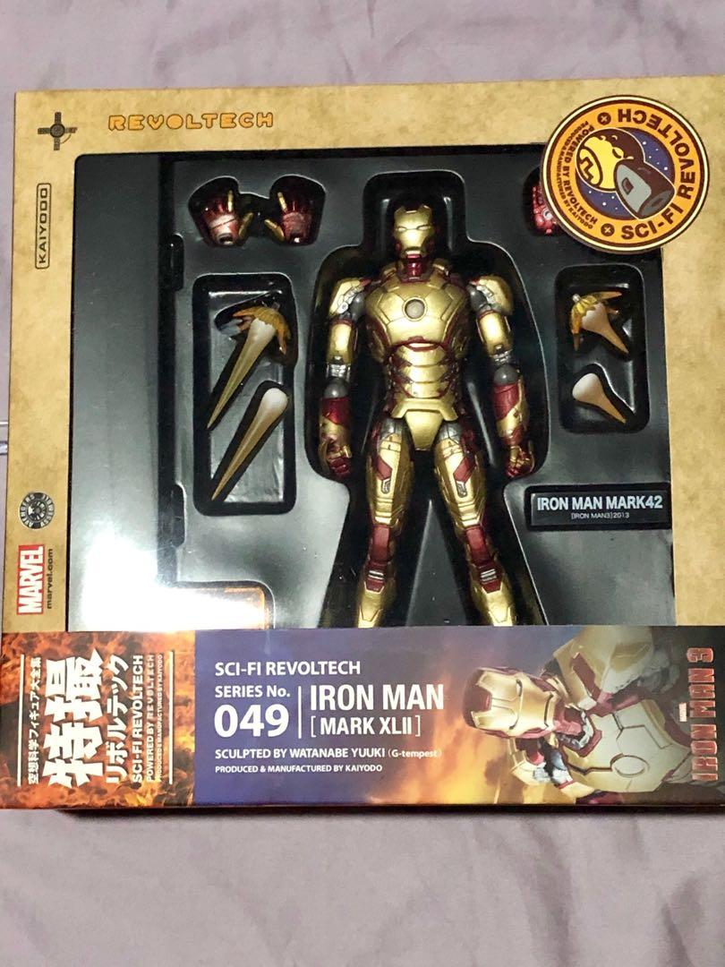 revoltech iron man mark 42