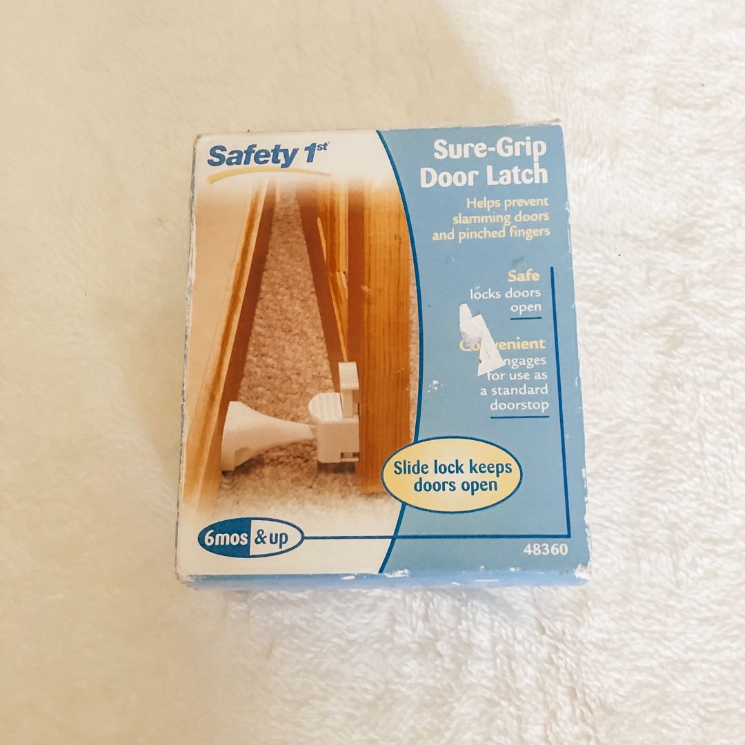 Safety 1st Door Latch, Furniture & Home Living, Home Improvement