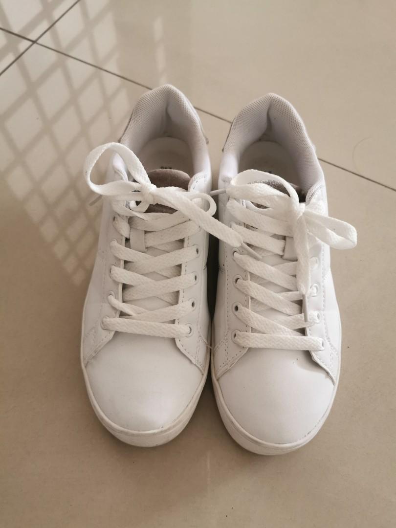 shoopen white shoes