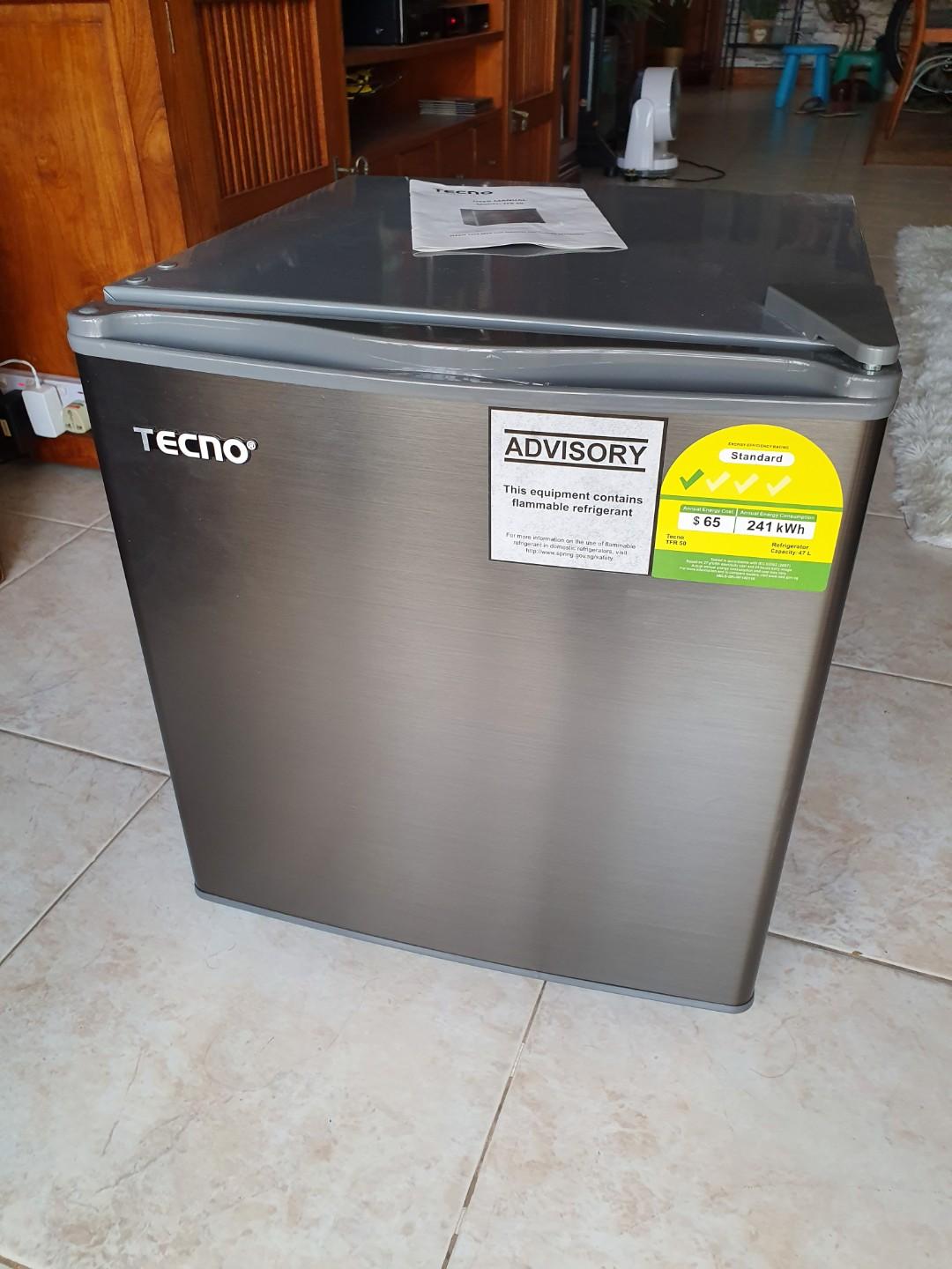 Tecno TFR 50 Mini Bar Fridge, TV & Home Appliances, Kitchen Appliances, Refrigerators & Freezers
