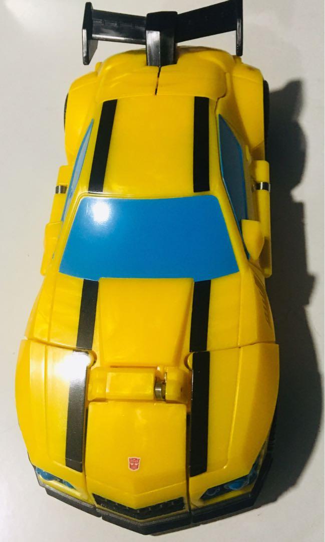 Transformers Cyberverse Bumblebee convertable toy car, Hobbies & Toys