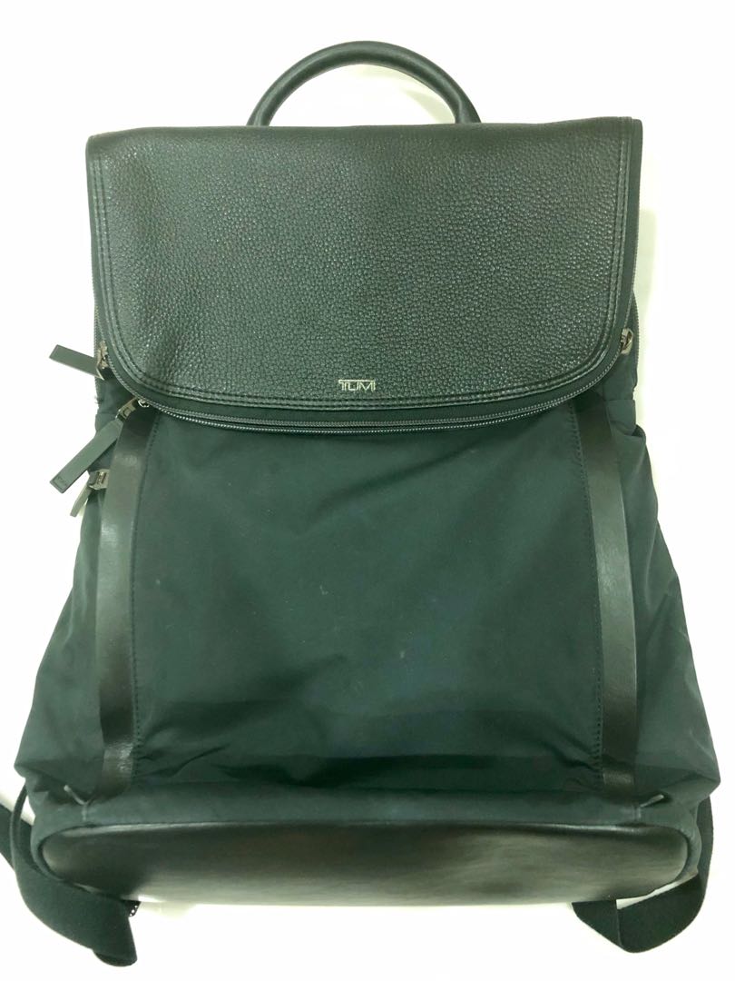 TUMI STYLE # 64001NVY LEATHER HAYDON EVANS FLAP BACKPACK