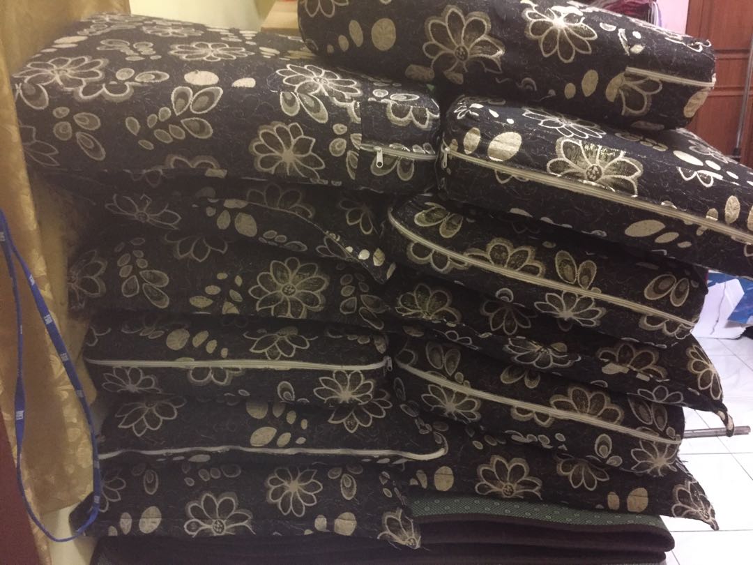 Bantal Kusyen Sofa Home Furniture Others On Carousell